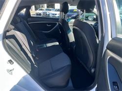 2016 HYUNDAI
i30 ACTIVE