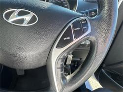 2016 HYUNDAI
i30 ACTIVE