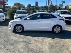 2016 HYUNDAI
i30 ACTIVE