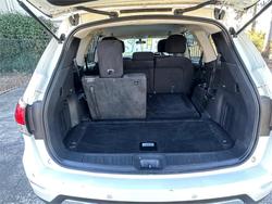 2016 NISSAN
PATHFINDER ST (4x2)