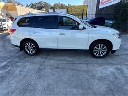 2016 NISSAN
PATHFINDER ST (4x2)