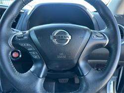 2016 NISSAN
PATHFINDER ST (4x2)