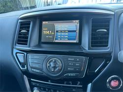 2016 NISSAN
PATHFINDER ST (4x2)