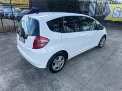 2010 HONDA
JAZZ VTi