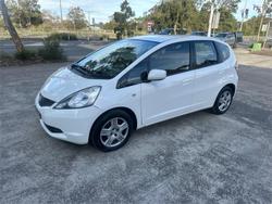 2010 HONDA
JAZZ VTi