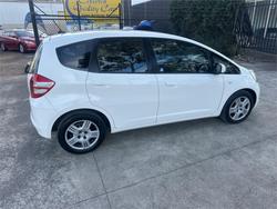 2010 HONDA
JAZZ VTi