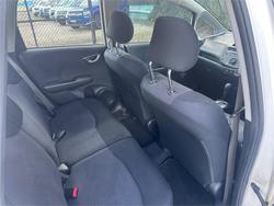 2010 HONDA
JAZZ VTi