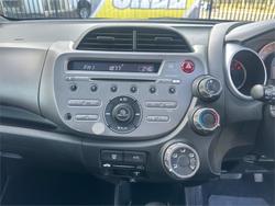 2010 HONDA
JAZZ VTi