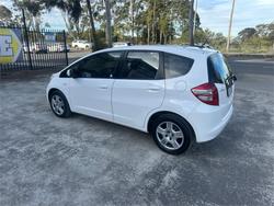 2010 HONDA
JAZZ VTi