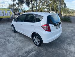 2010 HONDA
JAZZ VTi