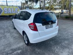 2010 HONDA
JAZZ VTi