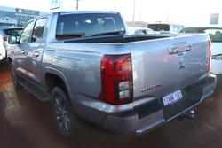 2024 Mitsubishi
Triton GLS