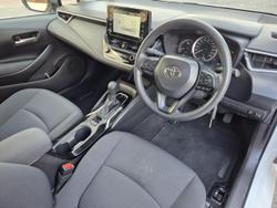 2022 Toyota
Corolla Ascent Sport