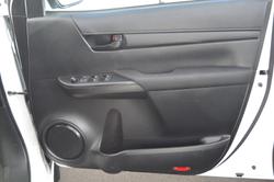 2016 Toyota
Hilux Workmate
