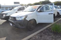 2016 Toyota
Hilux Workmate