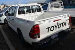 2016 Toyota
Hilux Workmate