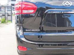2025 LDV
G10