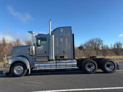 2025 Kenworth T909