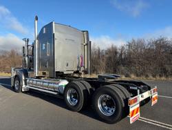 2025 Kenworth T909