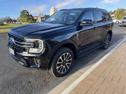 2022 Ford
                Everest Trend