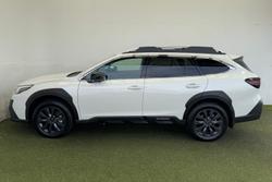 2025 Subaru Outback AWD Touring XT