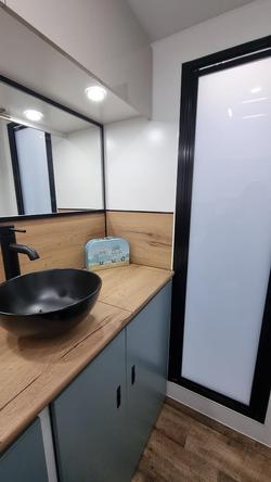 2025 Domain Whiteline