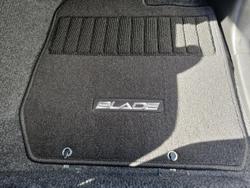 2024 Isuzu
D-MAX BLADE