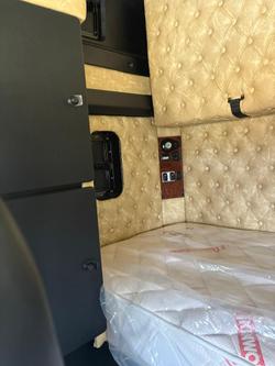 2024 Kenworth T659 Silver