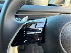 2023 Hyundai
                STARIA 
