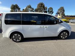 2023 Hyundai
                STARIA 