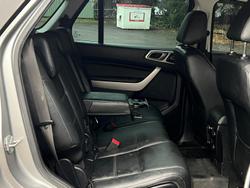 2018 Ford
Everest Trend