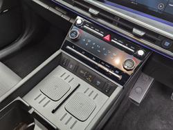 2025 Hyundai
Santa Fe Hybrid Calligraphy