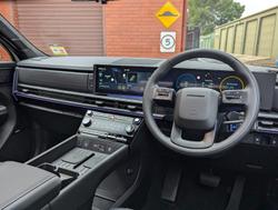 2025 Hyundai
Santa Fe Hybrid Calligraphy