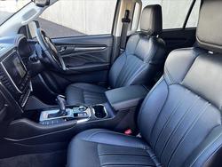 2024 Isuzu
                MU-X LS-T