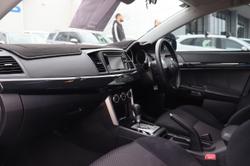 2017 Mitsubishi Lancer