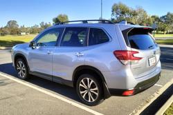 2021 Subaru
Forester 2.5i Premium