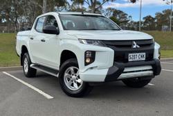 2021 Mitsubishi
Triton GLX+