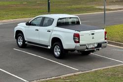 2021 Mitsubishi
Triton GLX+
