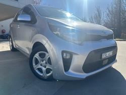 2017 Kia
                Picanto S
