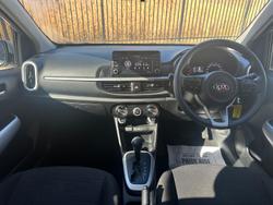2017 Kia
Picanto S