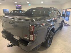 2023 Isuzu
D-MAX X-TERRAIN