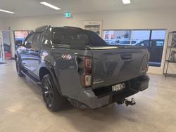 2023 Isuzu
D-MAX X-TERRAIN