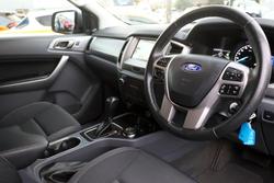 2015 Ford
Everest Trend