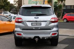 2015 Ford
Everest Trend