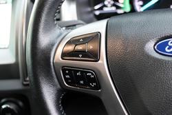 2015 Ford
Everest Trend