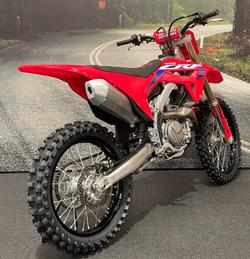 2024 Honda CRF450R Red