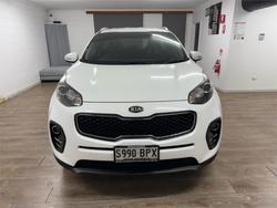2017 Kia
Sportage Si