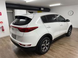 2017 Kia
Sportage Si