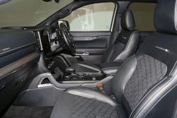2024 Ford
Everest Platinum