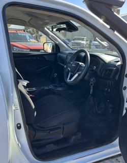 2023 Isuzu
D-MAX SX